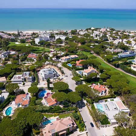 Vila Traditional 3 Bedroom With Great Pool In The Heart Of *