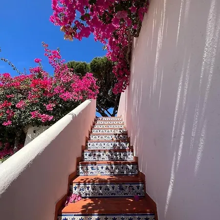 Traditional 3 Bedroom With Great Pool In The Heart Of Villa *
